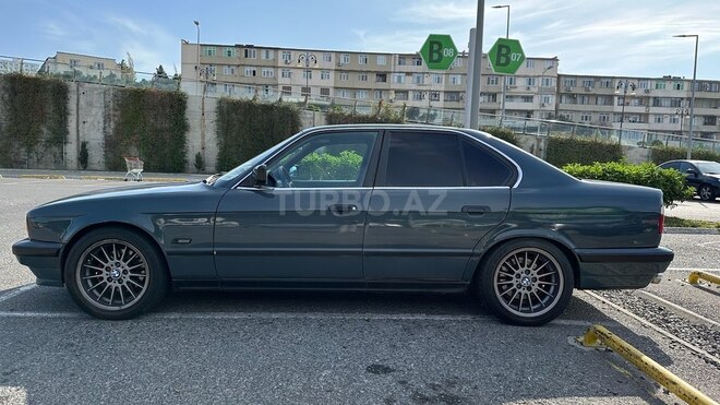 BMW 525 1991, 529,000 km - 2.5 l - Bakı