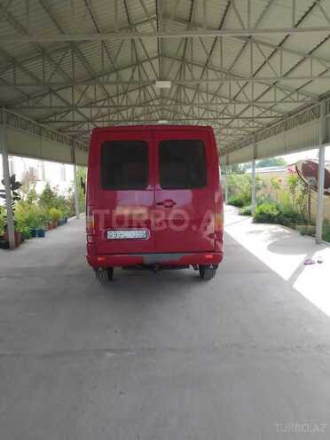 Mercedes Sprinter 212 2000, 268,960 km - 2.2 l - Sabirabad