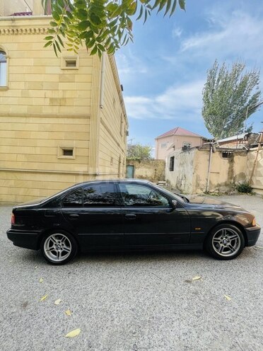 BMW 535 2001, 468,866 km - 3.5 l - Bakı