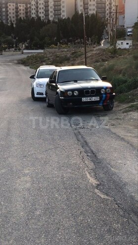BMW 520 1991, 100,000 km - 2.0 l - Bakı