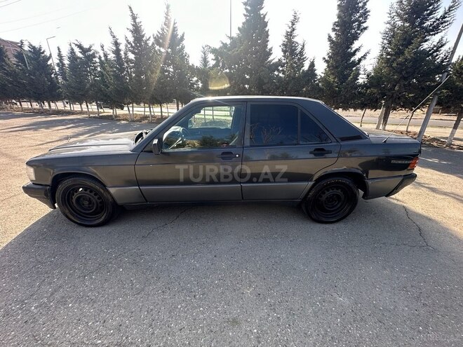 Mercedes 190 1990, 239,000 km - 1.8 l - Bakı