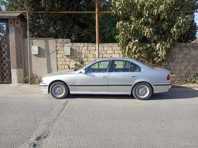 BMW 523 1996, 400,000 km - 2.5 l - Bakı