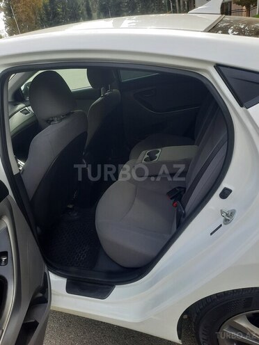 Hyundai Elantra 2014, 166,000 km - 1.8 л - Mingəçevir