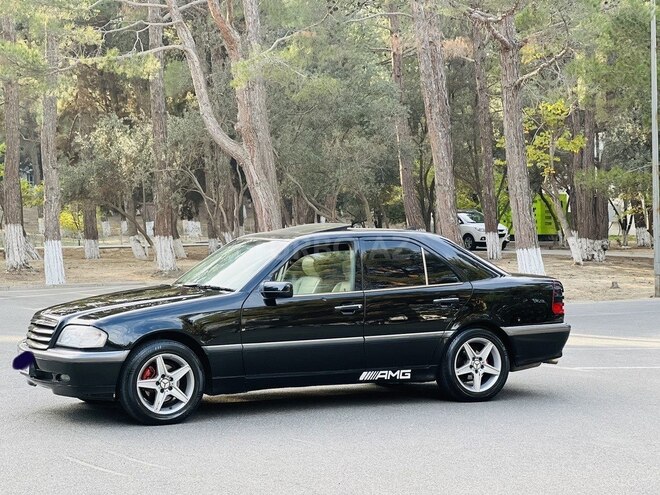 Mercedes C 230 1997, 252,000 km - 2.3 l - Bakı