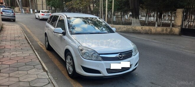 Opel Astra 2010, 205,000 km - 1.4 l - Bakı
