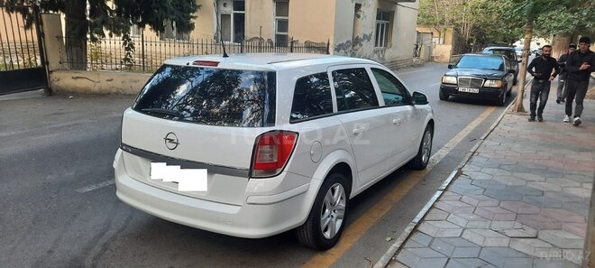 Opel Astra 2010, 205,000 km - 1.4 l - Bakı
