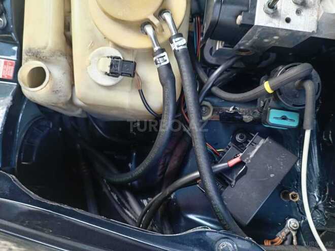 Mercedes E 270 2000, 528,000 km - 2.7 l - Bakı