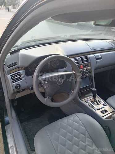 Mercedes E 270 2000, 528,000 km - 2.7 l - Bakı