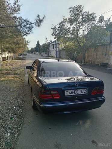 Mercedes E 270 2000, 528,000 km - 2.7 l - Bakı