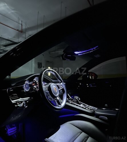 Porsche  2018, 31,400 km - 3.0 l - Bakı