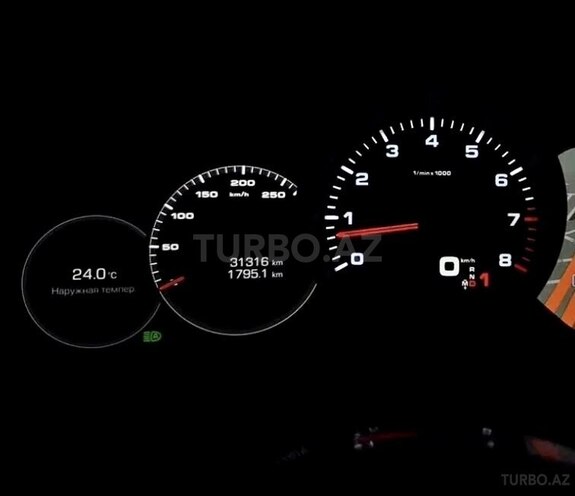 Porsche  2018, 31,400 km - 3.0 l - Bakı