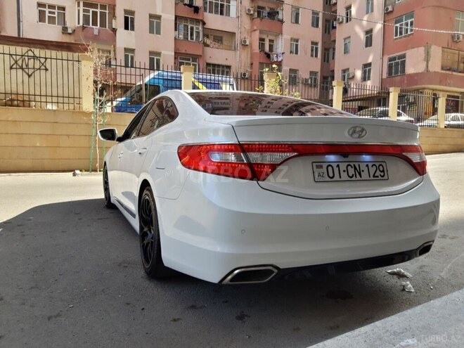 Hyundai Grandeur 2014, 228,850 km - 2.2 l - Bakı