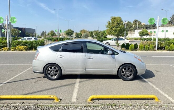 Toyota Prius 2006, 220,000 km - 1.5 л - Bakı