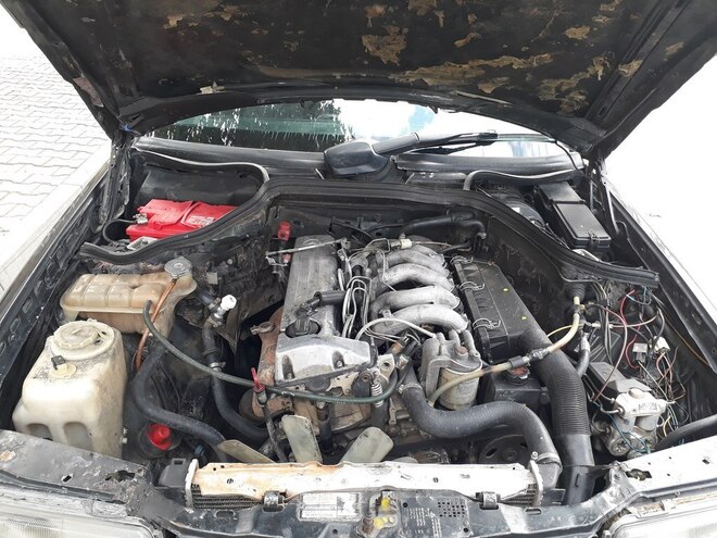 Mercedes E 250 1993, 251,206 km - 2.5 l - Bərdə