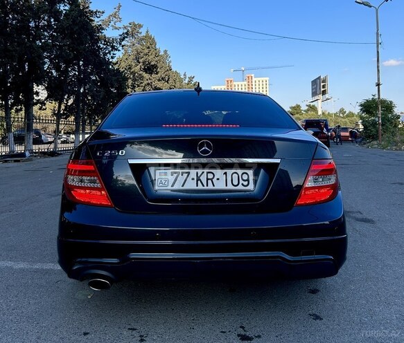 Mercedes C 250 2012, 185,391 km - 1.8 л - Bakı