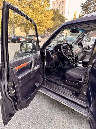 Mitsubishi Pajero 2007, 190,000 km - 3.0 l - Bakı