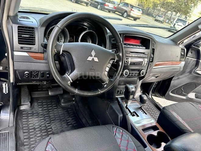 Mitsubishi Pajero 2007, 190,000 km - 3.0 l - Bakı