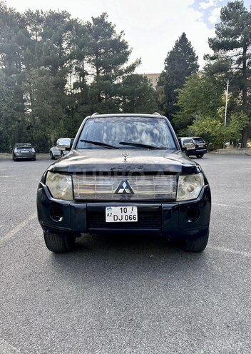 Mitsubishi Pajero 2007, 190,000 km - 3.0 l - Bakı