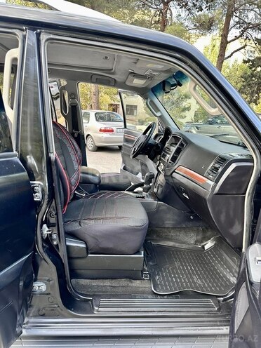 Mitsubishi Pajero 2007, 190,000 km - 3.0 l - Bakı