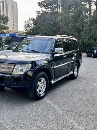 Mitsubishi Pajero 2007, 190,000 km - 3.0 l - Bakı