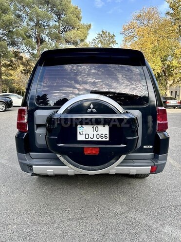 Mitsubishi Pajero 2007, 190,000 km - 3.0 l - Bakı