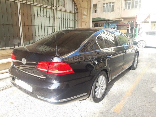Volkswagen Passat 2014, 230,000 km - 1.8 l - Bakı