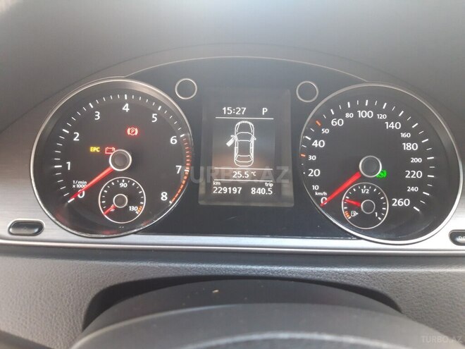 Volkswagen Passat 2014, 230,000 km - 1.8 l - Bakı