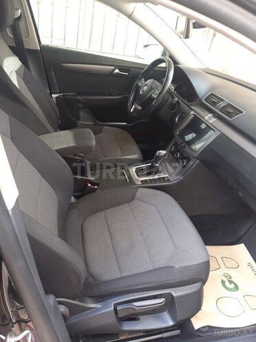 Volkswagen Passat 2014, 230,000 km - 1.8 l - Bakı