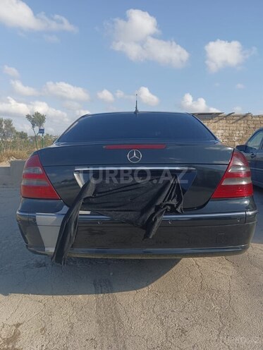Mercedes E 220 2003, 448,000 km - 2.2 l - Bakı