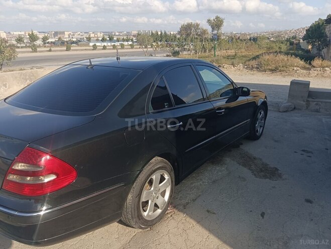 Mercedes E 220 2003, 448,000 km - 2.2 l - Bakı