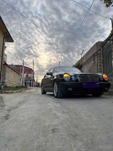 Mercedes E 240 1998, 244,000 km - 2.4 l - Bakı