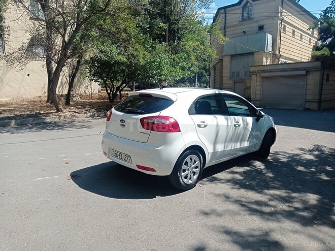 Kia Rio 2011, 201,000 km - 1.1 l - Bakı
