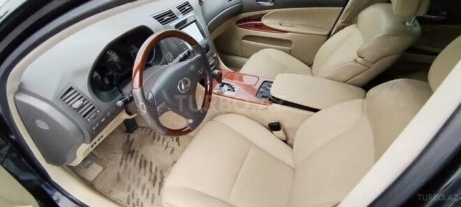 Lexus GS 300