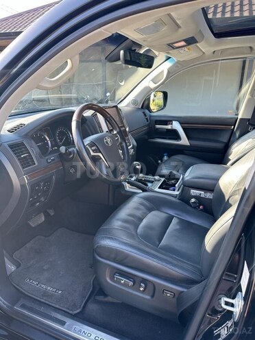 Toyota Land Cruiser 2018, 95,000 km - 4.6 l - Bakı