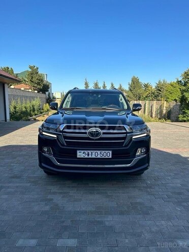 Toyota Land Cruiser 2018, 95,000 km - 4.6 l - Bakı