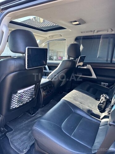 Toyota Land Cruiser 2018, 95,000 km - 4.6 l - Bakı