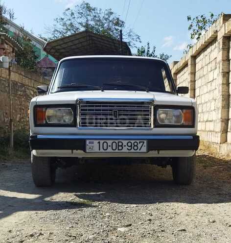 LADA (VAZ) 2107 2005, 250,000 km - 1.6 л - Şabran
