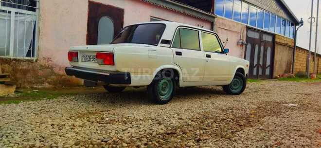 LADA (VAZ) 2107 2005, 250,000 km - 1.6 л - Şabran