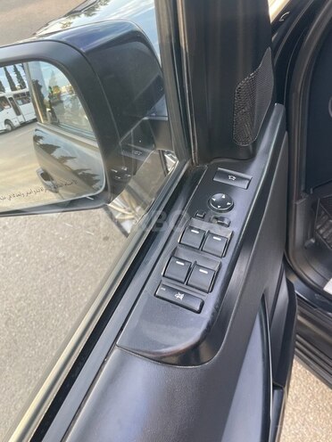Land Rover Range Rover 2011, 180,000 km - 5.0 l - Gəncə