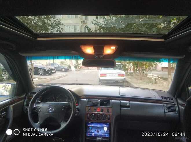 Mercedes E 240 2000, 295,800 km - 2.4 l - Sumqayıt