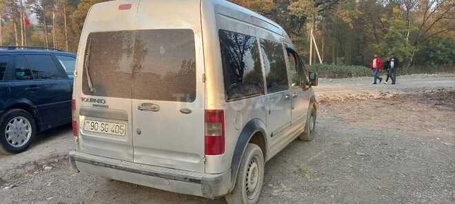 Ford Tourneo Connect 2003, 222,222 km - 1.8 l - İsmayıllı
