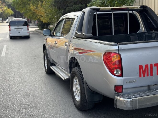 Mitsubishi L200 2013, 234,000 km - 2.5 l - Bakı