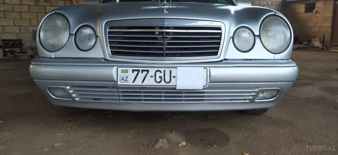 Mercedes E 220 1997, 990,000 km - 2.2 l - Sabirabad