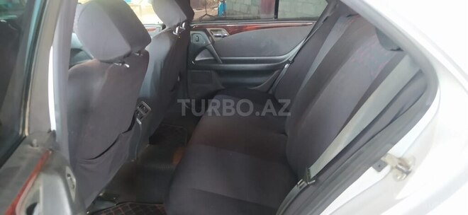Mercedes E 220 1997, 990,000 km - 2.2 l - Sabirabad