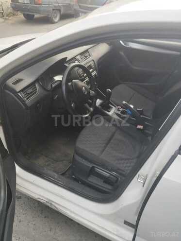 Skoda Octavia 2013, 459,856 km - 1.6 l - Bakı