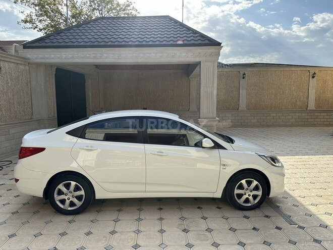 Hyundai Accent 2012, 110,313 km - 1.6 l - Gəncə