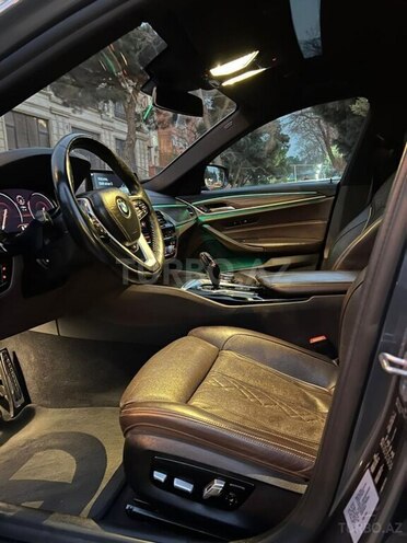 BMW 520 2018, 97,000 km - 2.0 l - Bakı