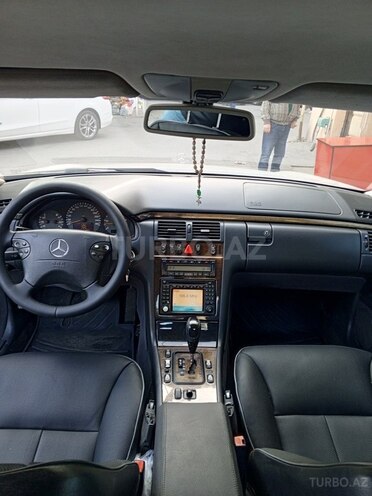 Mercedes E 270 2000, 345,000 km - 2.7 л - Bakı