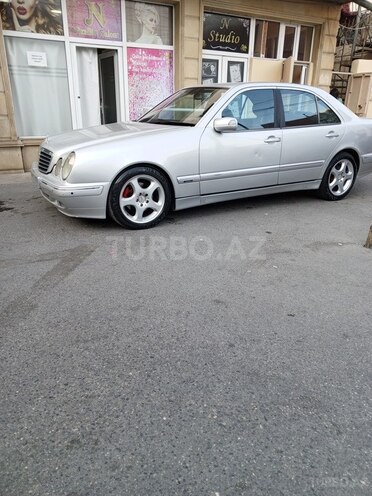 Mercedes E 270 2000, 345,000 km - 2.7 л - Bakı