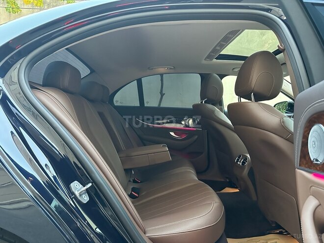 Mercedes E 300 2018, 63,214 km - 2.0 l - Bakı